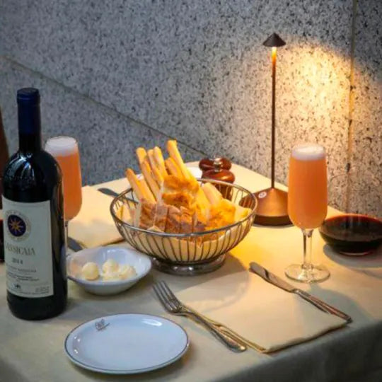 LED Table Lamp – Wireless and Rechargeable