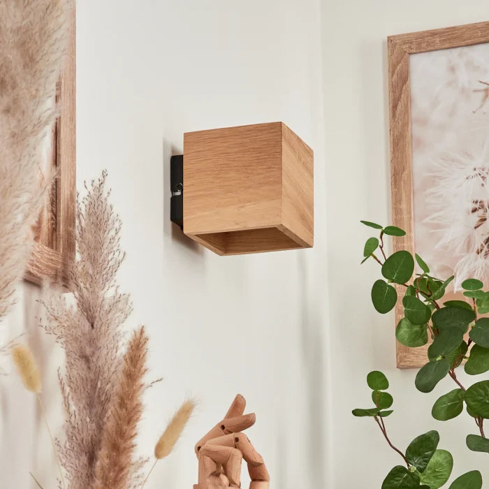 Wandlamp Vierkant – Chic en Authentiek Stijl