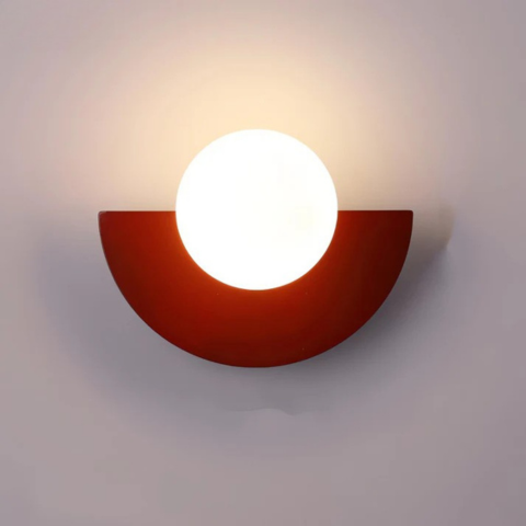 Modern Wall Sconce – Half-Circle Shape and Soft Lighting