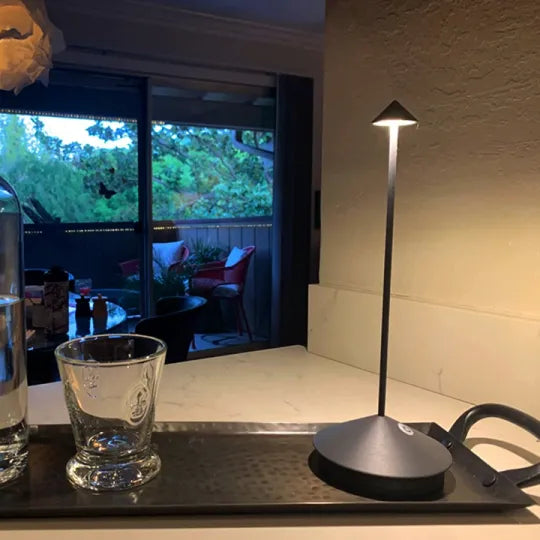 LED Table Lamp – Wireless and Rechargeable