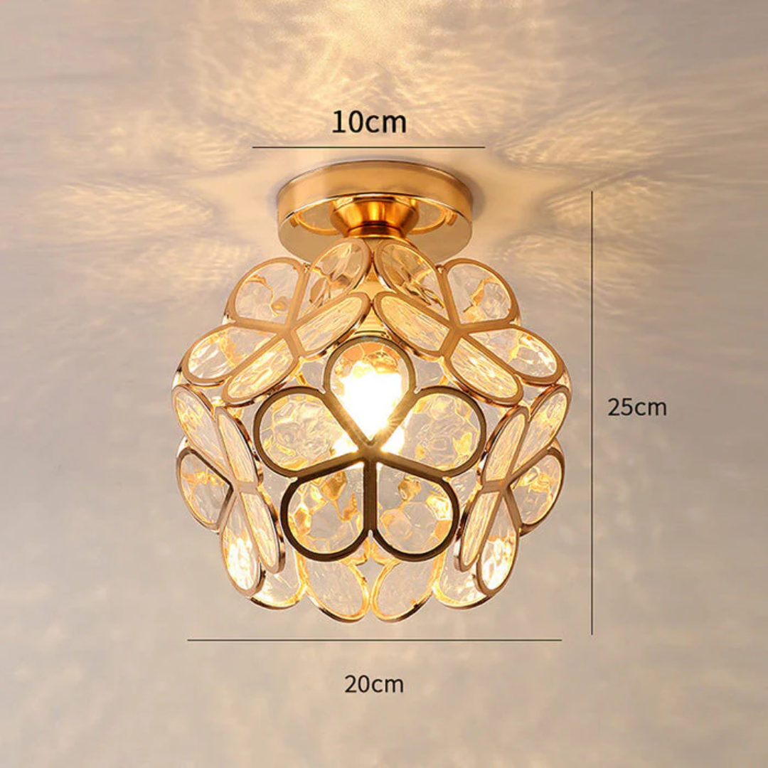 Stropní svítidlo ve tvaru květiny – jemný a moderní design