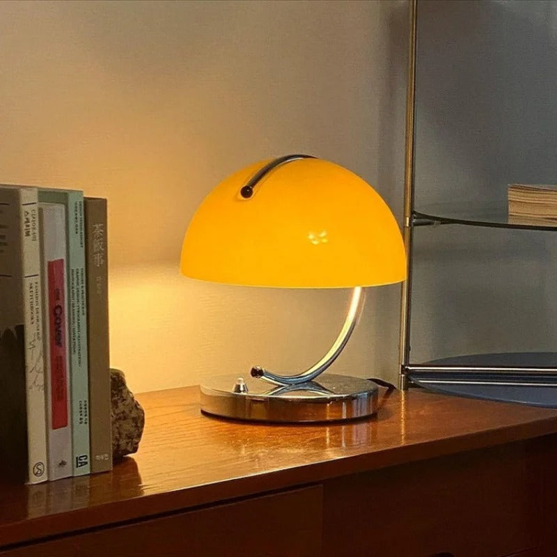 Lâmpada de Mesa de Estilo Escandinavo em Vidro – Elegância e Modernidade