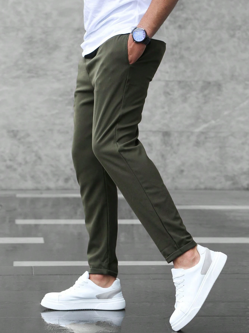 Gyan | Pantalón Casual Hombre – Sencillez y Versatilidad 
