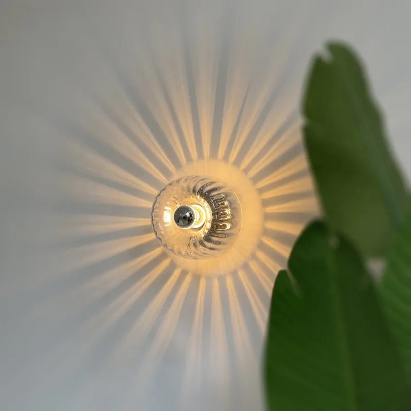 Verfijnde Wandverlichting – Spel Van Transparantie En Licht 