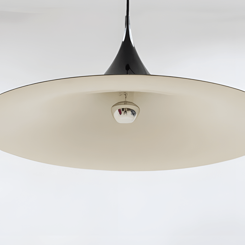 Lampa Suspendată Design Scandinav – Eleganță și Modernitate 