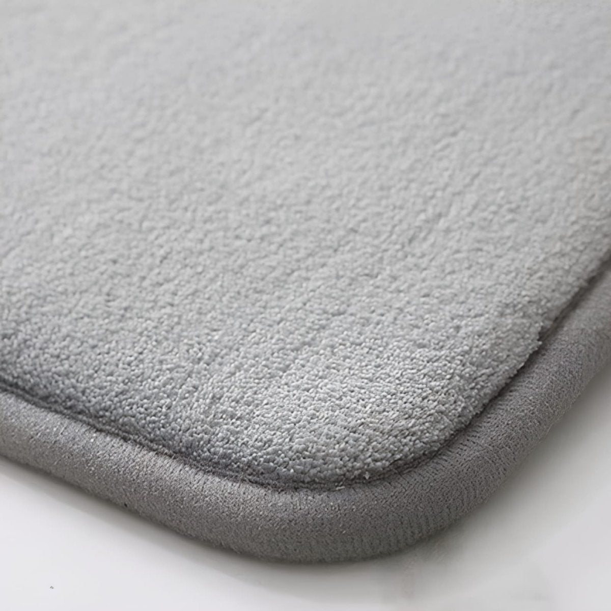 Tapete de Banho Super Absorvente Antiderrapante – Conforto e Segurança Diária 
