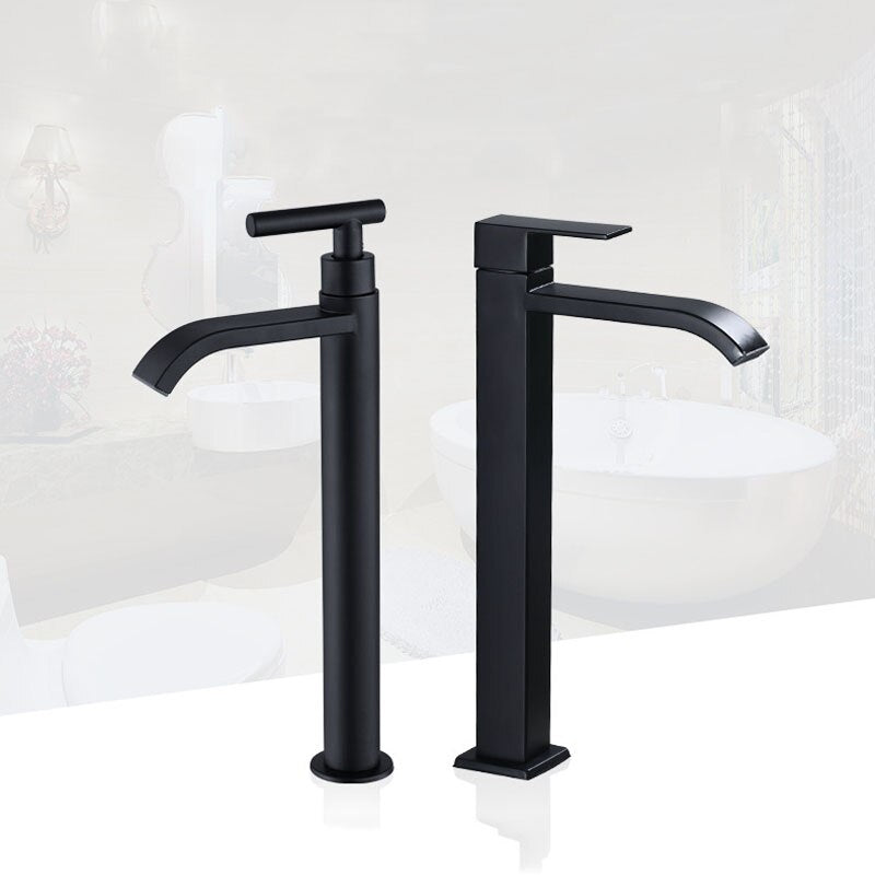Torneira de Lavabo Elevada – Acabamento Elegante Preto Mate 