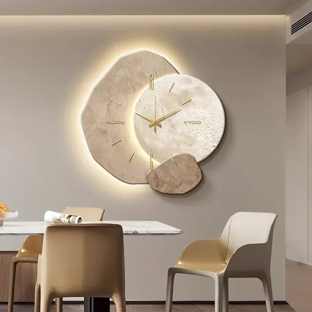 ساعة حائط كبيرة – تصميم عصري وإضاءة LED محيطة 