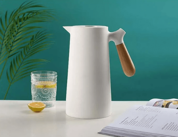 Isolerad karaff med handtag – Långvarig förvaring och chic design 