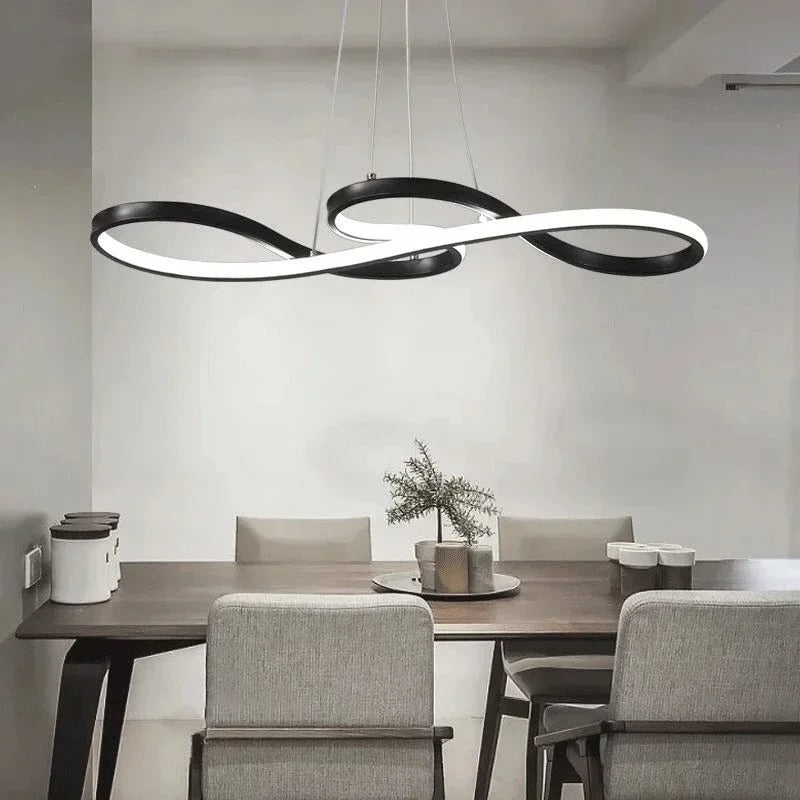 Sospensione LED Moderna A Anelli – Design Elegante e Futuristico 