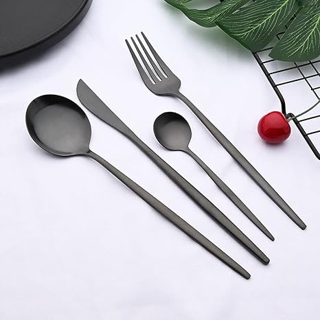 Sammen Sæt Af Luksus Bestik – Til Et Elegant Og Distinkt Bord 