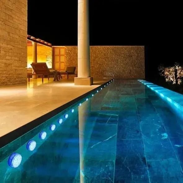 Lâmpada LED Submersível Com Controlo Remoto – Iluminação À Prova D'Água E Versátil 