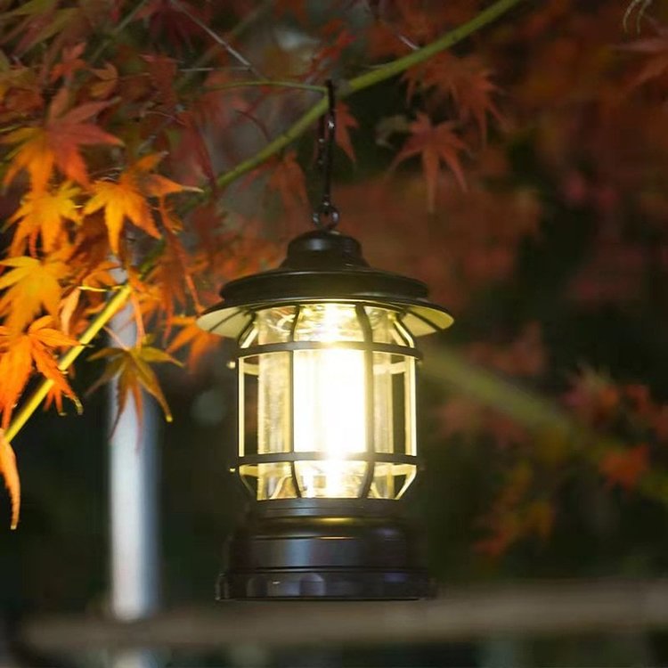 Lampada da campeggio a LED retrò - Stile vintage e praticità