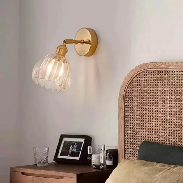 Aplique Decorativa de Pared – Flor en Capullo y Ambiente Romántico 